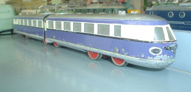 Tischbahn trifft Tischeisenbahn – ein Besuch bei der FahrergemeinschaftTischeisenbahn in Gaggenau Nach einem ersten kurzen Besuch Ende 2005 in Gaggenau, war es an der Zeit den Tischeisenbahnern um den Organisator Peter Berg wieder einmal einen...