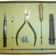 Die robusten Märklin Modelle laufen ja bekanntlich wie Uhrwerke und sind unverwüstlich. Trotzdem ist ein wenig Pflege von Zeit zu Zeit angebracht und mit dem passenden Werkzeug geht die Arbeit auch leicht von der Hand....