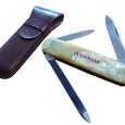 Kleine Geschenke erhalten ja bekanntlich die Freundschaft… das haben sich sicher auch die Verantworlichen in der MÄRKLIN Werbeabteilung gedacht als sie – vermutlich in den 50er / 60er Jahren – das hier gezeigte Taschenmesser in...
