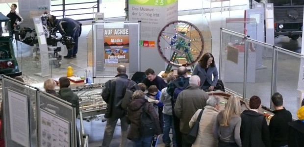 Es ist mal wieder soweit, am 27. und 28.2.2010 sieht man wieder alte Tischbahnen im Unimog-Museum in Gaggenau. Hier die Bilder von der Veranstaltung. Diese Veranstaltung ist wohl die umfangreichste in der Spurweite 00/H0. Folgende...