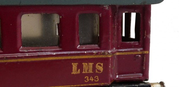 Englischer Adel: die Wagen 342 E und 343 E der LMS Noch kurz vor Ausbruch des 2. Weltkrieges versuchte Märklin im Jahre 1937 einen Fuss in den englischen Markt zu bekommen. Als Zugpferd sollte die heute sehr seltene E 800 dienen – eine ausschliesslich für den...