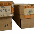 Lampen in den verschiedensten Formen dürfen auf keiner Tischbahn Anlage fehlen, bringen sie doch Licht ins Dunkel. Auch ist das Flair welches eine historische Modellbahn im Dunkeln mit entsprechender Beleuchtung ausstrahlt immer wieder faszinierend. Vor...